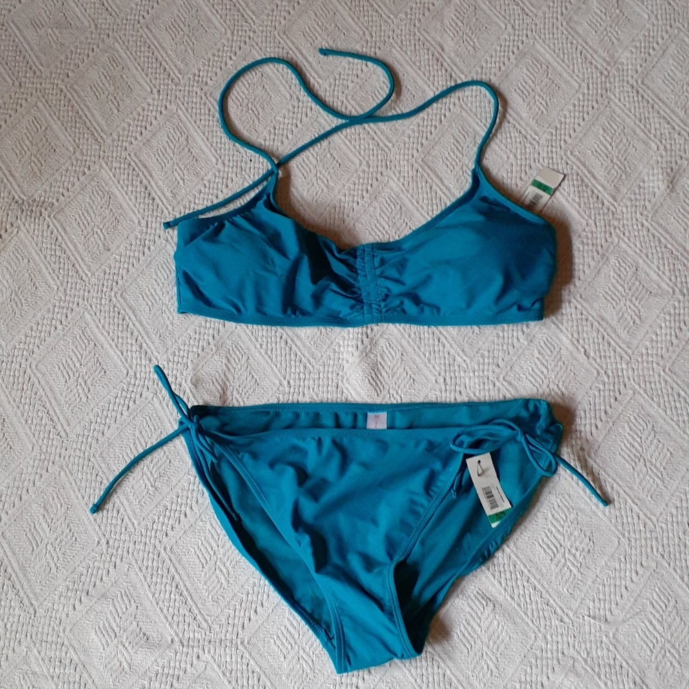 NWT Jr Sz 15/17 Swimsuit